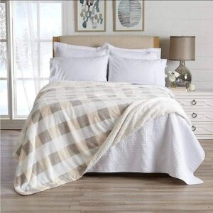 Kinsley Collection Twin Size Velvet Plush Sherpa Luxury Bed Blanket-Buffalo